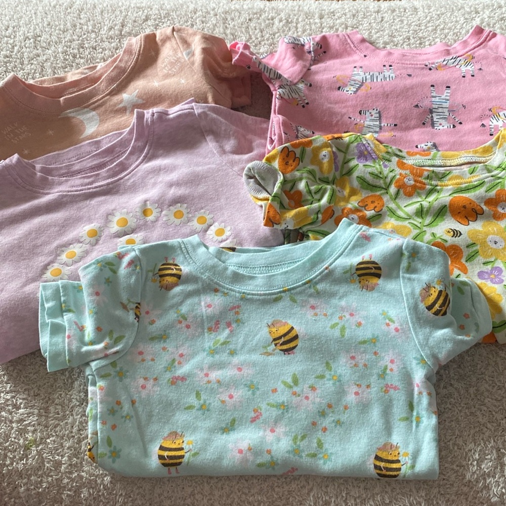 Bundle of five 5T Old Navy Pajama Sets